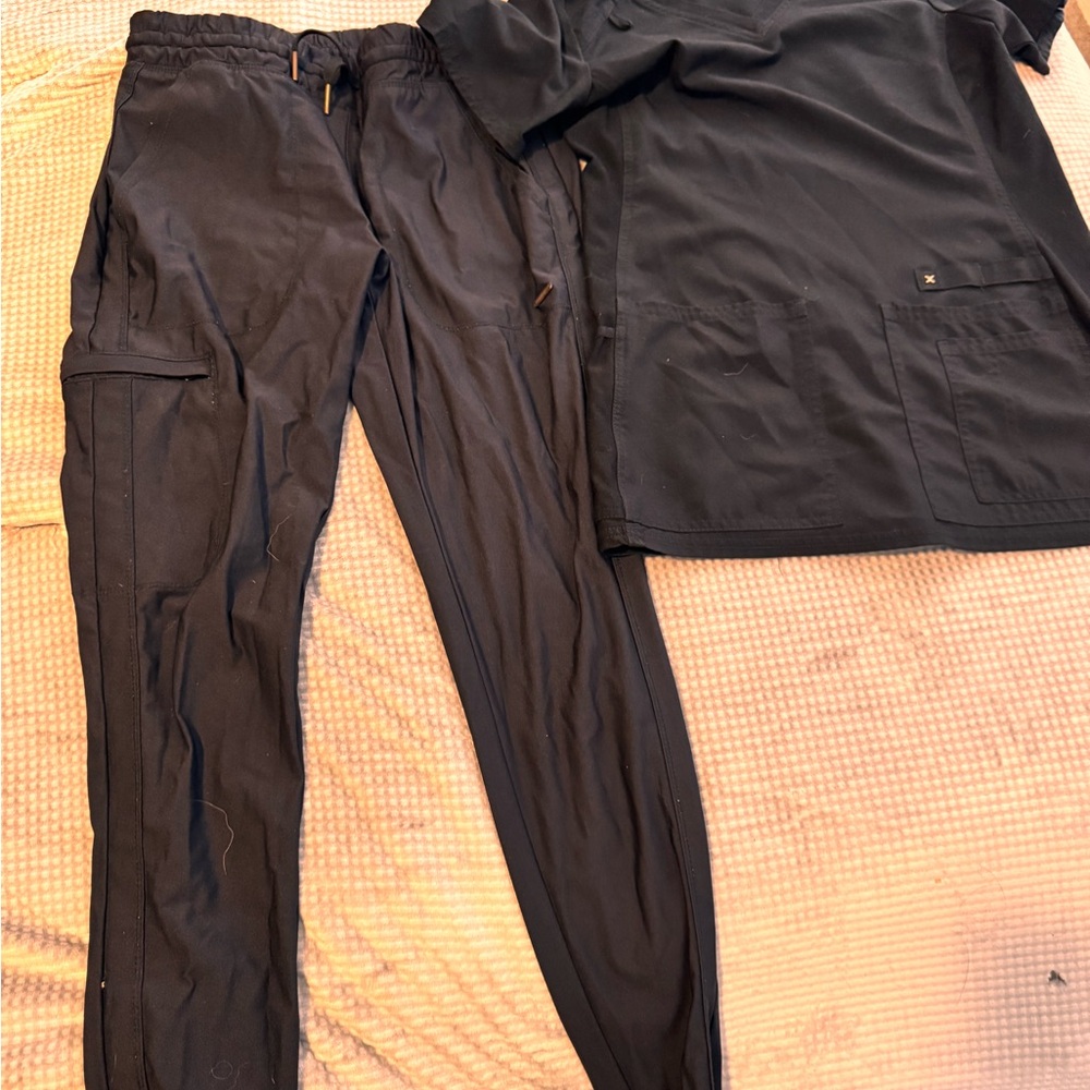 Black Scrub Set